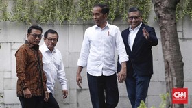 Jokowi Bantah Koalisi Retak Usai Surya Paloh Bertemu Anies