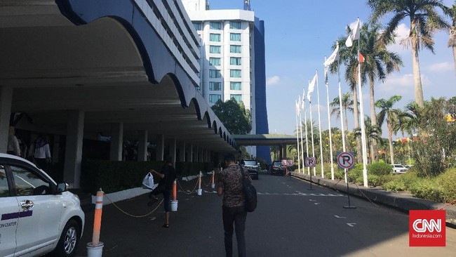 Suasana Hotel Mercure Ancol jelang Kongres Luar Biasa (KLB) PSSI terpantau sepi, Jumat (26/7). Tak ada ingar bingar seperti umumnya terjadi jelang Kongres PSSI.