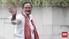 Teguh Karya, Christine Hakim, dan 'Bumi Manusia'