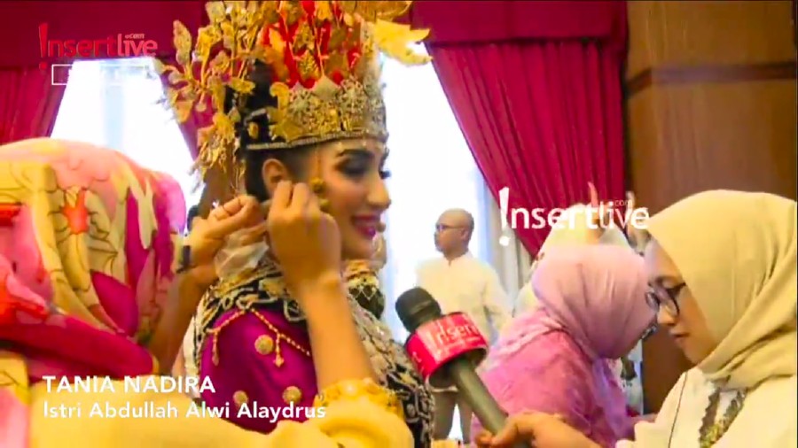 Usai menggelar akad nikah, Tania Nadira siap menggelar resepsi pernikahan menggunakan adat Gorontalo.