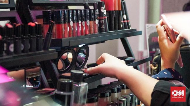Gelaran Jakarta X Beauty kembali digelar di Jakarta Convention Center, 28-31 Juli 2022. Beauty enthusiast wajib datang karena banyak promo menarik ditawarkan.