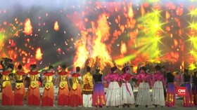 VIDEO: Meriahnya Festival Obor di China