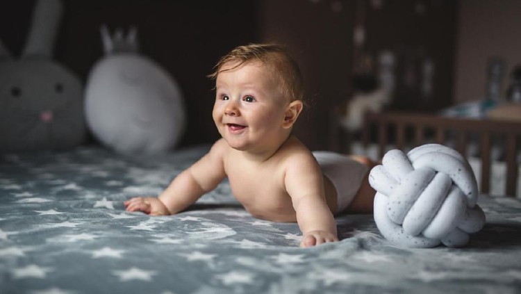 40 Nama Bayi Perempuan dengan Arti Harapan Harapan orang tua pada anak bisa diwujudkan dalam nama bayi yang dipilih untuk si kecil.