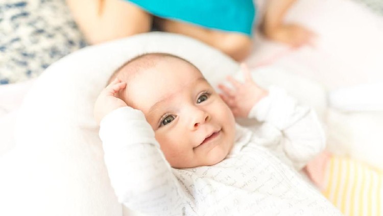 Nama bayi berikut bisa diberikan pada si kecil, apalagi jika dia adalah harapan Bunda dan Ayah.