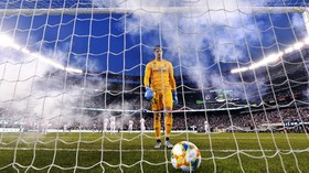 Courtois Terserang 'Sindrom De Gea'