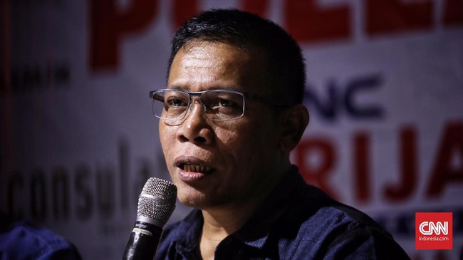 Politikus PDIP Masinton Pasaribu dilaporkan ke MKD DPR RI terkait ucapannya yang menyebut Menko Marves Luhut Binsar Panjaitan sebagai brutus Istana.