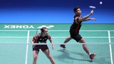 FOTO: Indonesia Kirim 4 Wakil ke Final Japan Open 2019 Empat wakil Indonesia berhasil melangkah ke final Japan Open 2019 melalui dua wakil dari ganda putra, tunggal putra, dan ganda campuran.