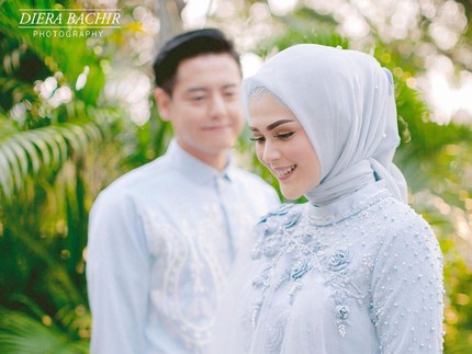 Tangis Haru Cut Meyriska Usai Dapat Restu Menikah dari Ayah