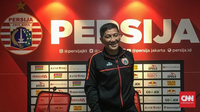 Ferry Paulus akan mengajukan surat pengunduran diri dari jabatan Direktur Olahraga Persija Jakarta usai terpilih sebagai Direktur Utama PT Liga Indonesia Baru.