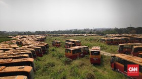 'Bangkai' Bus TransJakarta yang Kini Jadi Target Pencurian