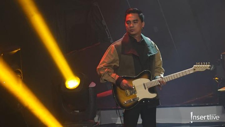 Aksi Panggung Para Musisi di HUT Insert ke-16 Perayaan hari ulang tahun Insert yang ke-16 berlangsung meriah dan megah. Berikut kita intip sejumlah potret para artis yang beraksi di panggung.