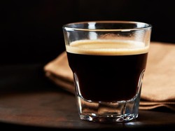 Cara Membuat Kopi Air Kelapa yang Segar dan Bikin Melek