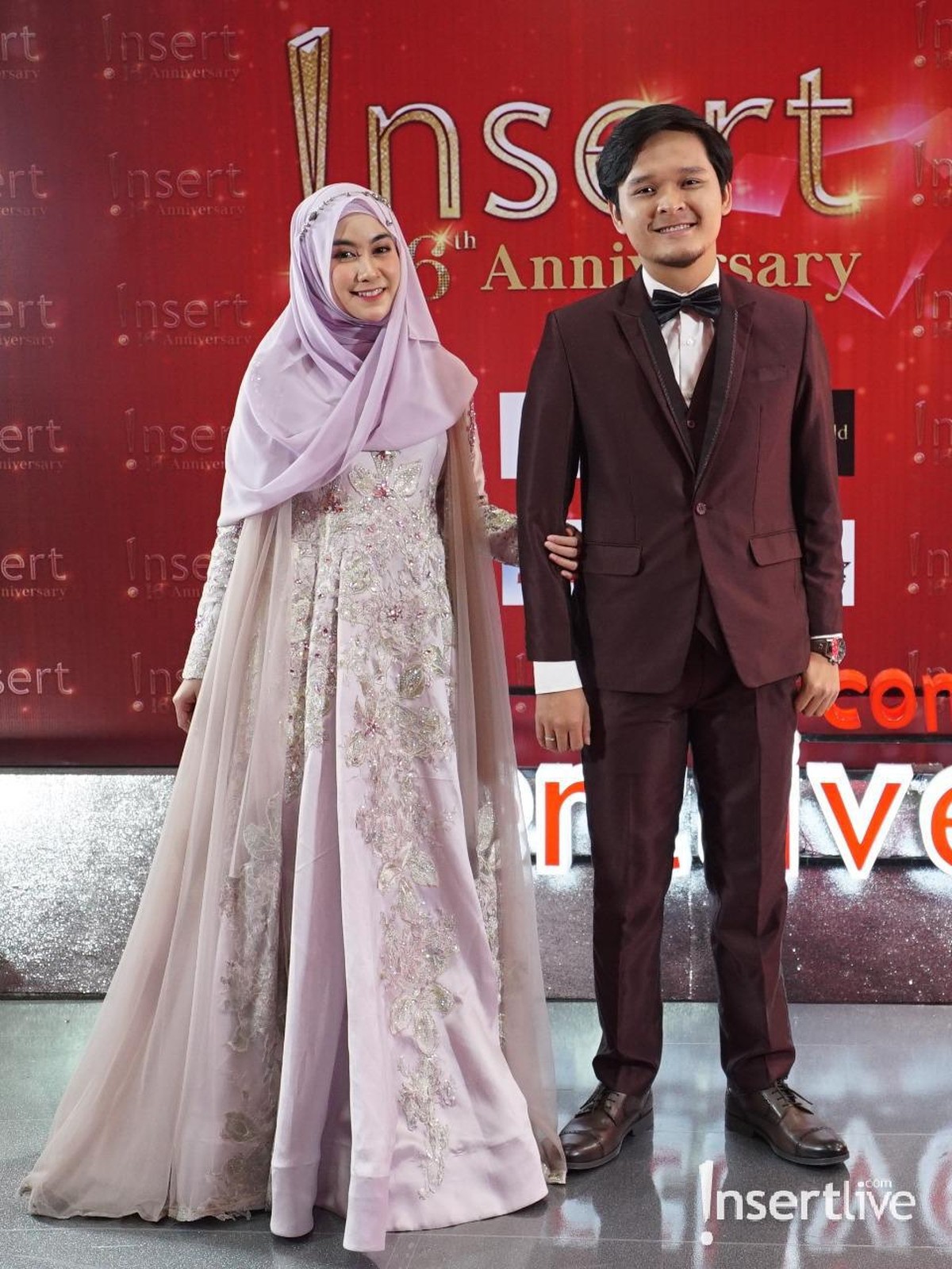 Gaya dan tema unik yang dipilih oleh para tamu undangan di acara HUT Insert yang ke-16&period;