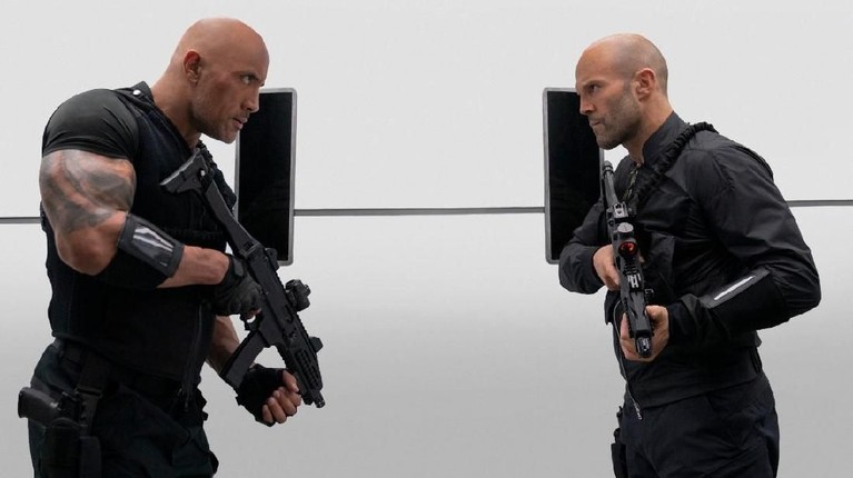 Simak beberapa adegan dalam film 'Fast & Furious Presents: Hobbs & Shaw yang tayang 31 Juli 2019'