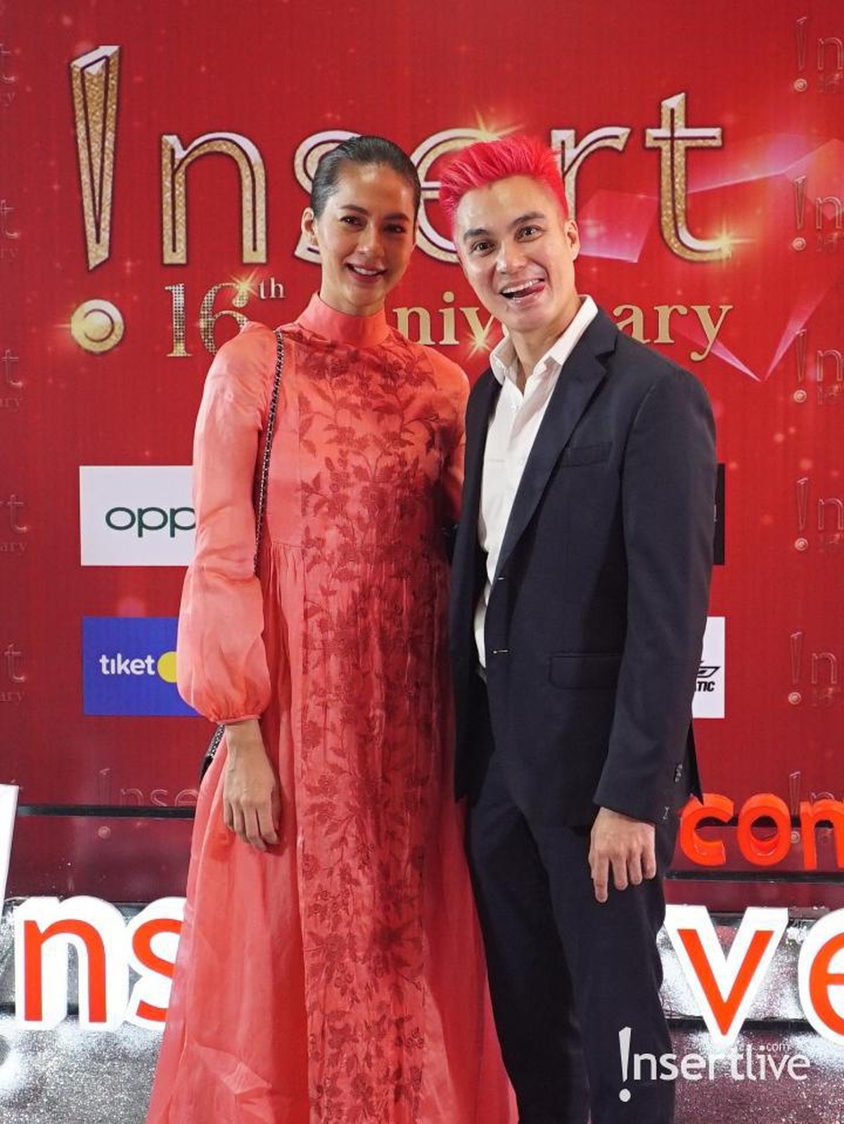 Gaya dan tema unik yang dipilih oleh para tamu undangan di acara HUT Insert yang ke-16&period;