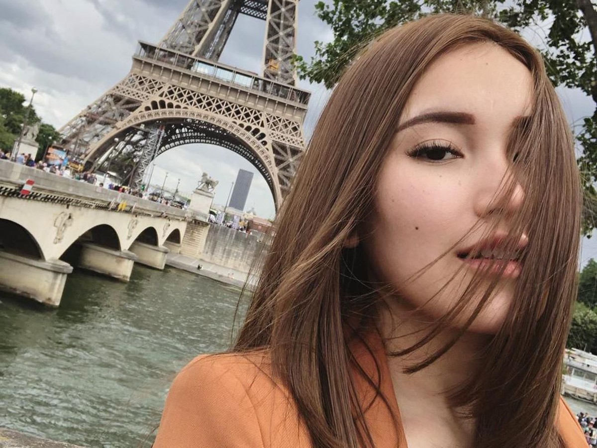 Gaya liburan mewah ala Ayu Ting Ting di luar negeri yang menghabiskan hingga ratusan juta rupiah&period;