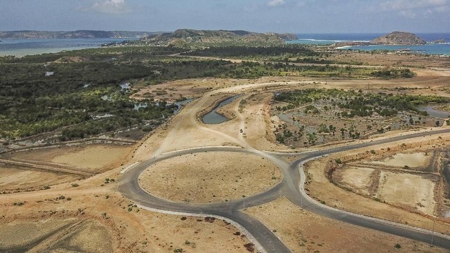 BUMN konstruksi Amarta Karya bersama Kiniku Bintang Raya bakal membangun mega proyek Kawasan Ekonomi Khusus (KEK) Bukit Algoritma.