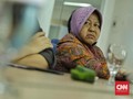 Risma dan BNPB Beda soal Penjarahan Bantuan Gempa Sulbar