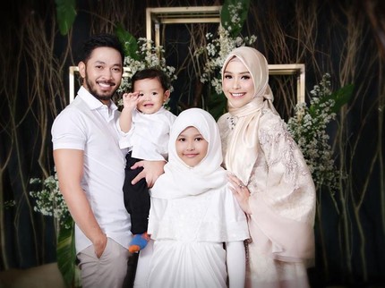 Keluar dari NOAH, Tengok 6 Foto Terbaru Uki dan Keluarga
