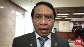 Zainudin Amali Dobrak Tradisi 15 Tahun Menpora Berkumis