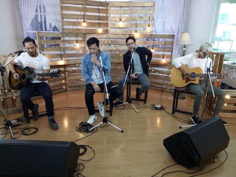 Muhammad Kautsar atau yang lebih dikenal dengan nama Uki dipastikan hengkang dari grup band NOAH. Keputusan itu disebut telah mantap diambil sang gitaris.