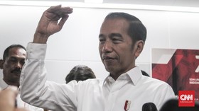 Jokowi Beri Tanda Kehormatan ke Iriana hingga Gubernur Sulut