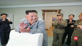VIDEO: Kim Jong-un Awasi Langsung Peluncuran Rudal Korut