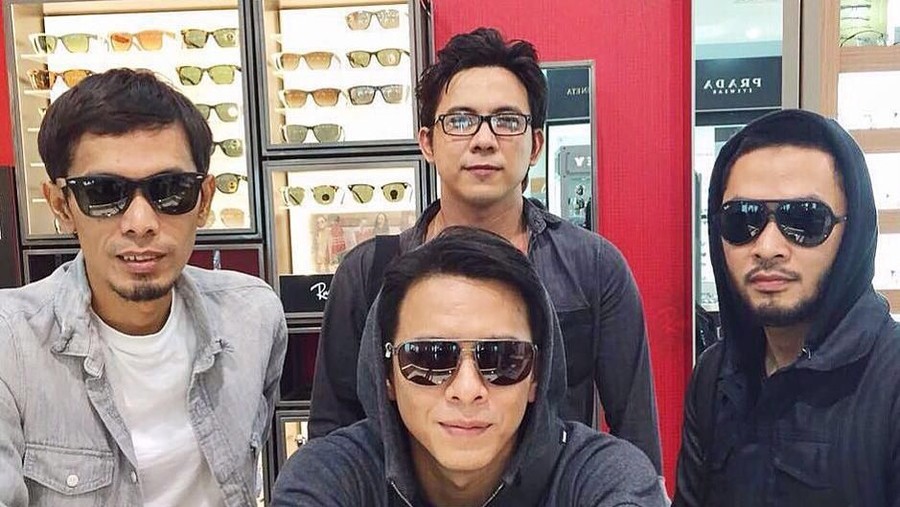 Grup band NOAH dipastikan tinggal menyisakan tiga personel, setelah Uki, gitaris, memutuskan untuk hengkang.