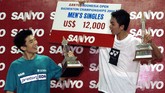 FOTO: Rekam Jejak Taufik Hidayat di Panggung Badminton Perjalanan karier Taufik Hidayat diiringi prestasi yang fantastis namun tak lepas dari kontroversi. Ia kini diperiksa KPK, diduga terkait korupsi di Kemenpora.
