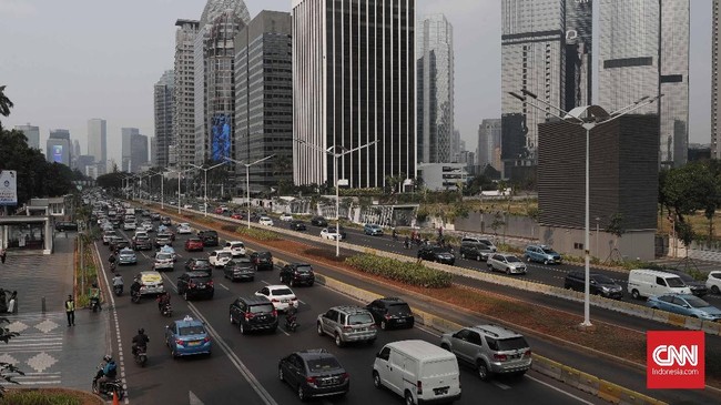 Usai libur lebaran, ganji genap kendaraan bermotor kembali diberlakukan di belasan ruas jalan DKI Jakarta
