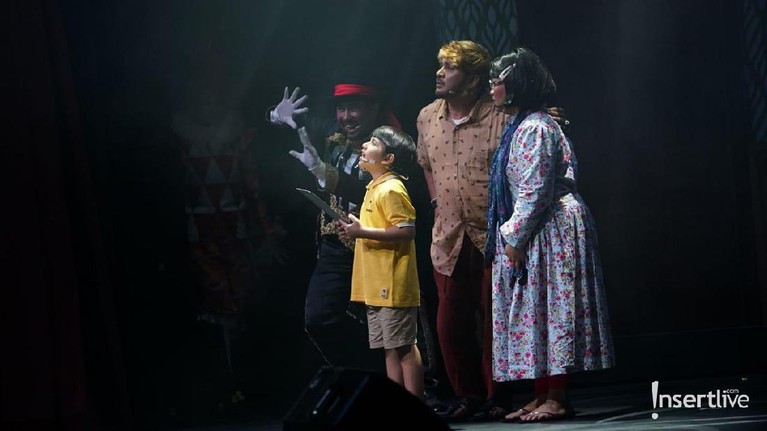 Intip keseruan acara konser Ivan Gunawan bertajuk Story of My Life yang digelar pada Jum'at (2/8) di Ciputra Artpreneur, Lotte Shopping Avenue, Jakarta Selatan