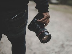 Loker Bali di Bidang Videografi-Desain Grafis, Usia Maksimal 35 Tahun