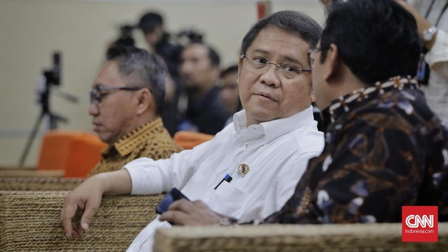Menkominfo Rudiantara mengaku tidak mengetahui telah digugat oleh salah satu Zico, pengguna Grab yang tidak mendapatkan hadiah salah satu program undian.