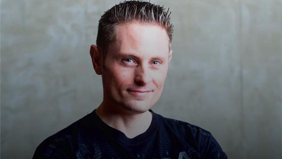 1. Grant Thompson Kematian tragis para influencer dunia ini memang mengejutkan publik, dibalik kepopularitasnnya ternyata banyak orang yang mengincar nyawanya.