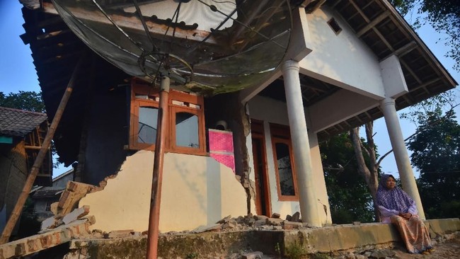 FOTO: Rumah Rusak di Pandeglang Usai Gempa Banten