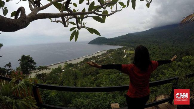 Pengunjung yang datang ke Pos Lintas Batas Negara (PLBN) Terpadu Skouw pada umumnya karena penasaran dengan keberadaan tapal batas negara.