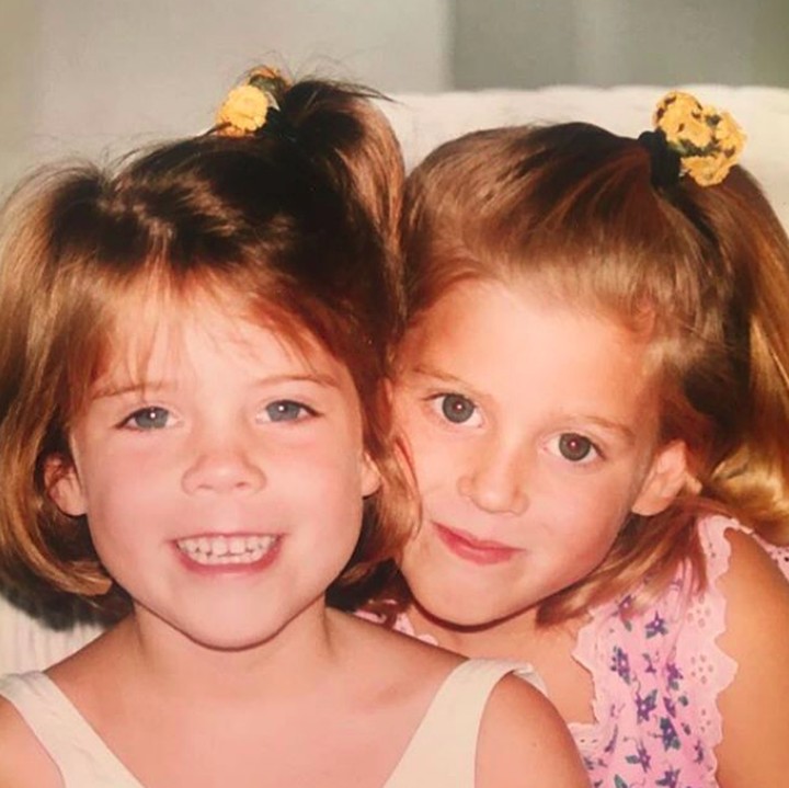 Putri Eugenie kecil yang sedang tersenyum lebar itu kini sudah menjadi istri seorang pengusaha, Jack Brooksbank. (Foto: Instagram @princesseugenie)