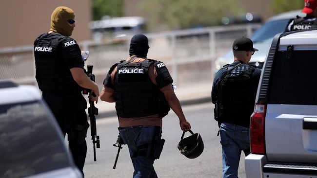 AS Selidiki Penembakan Texas Sebagai Terorisme Domestik Aparat Amerika Serikat menyelidiki penembakan di El Paso, Texas, yang menewaskan 29 orang pada akhir pekan lalu sebagai terorisme domestik.