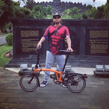 Alami Kecelakaan Hingga Patah Tulang, Sutradara Anggy Umbara Tak Kapok