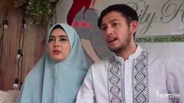 img-title Usia Janin Baru 4 Bulan, Rifky Balweel dan Istri Sudah Siapkan Nama