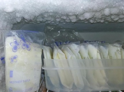 Bunda, Simak Cara Menyelamatkan Stok ASI Perah Saat Mati Lampu