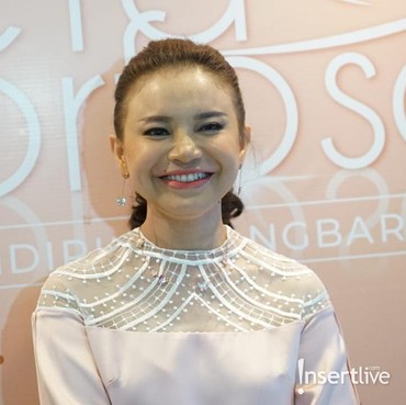 Vidi Aldiano Idap Kanker, Rossa: Saya Kaget Banget