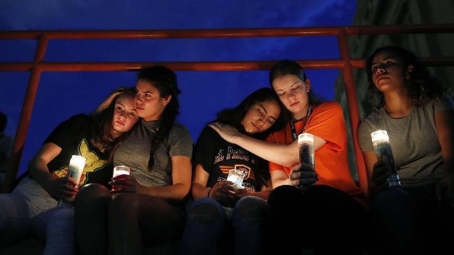 Penduduk di Kota El Paso, Amerika Serikat kini mulai rajin berlatih menembak setelah insiden penembakan yang merenggut nyawa 22 orang.