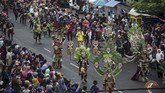 FOTO : Kemegahan dan Keagungan Dunia di Jember Fashion Jember fashion carnaval tahun 2019 sudah sukses digelar. Ini adalah kali pertama Jember Fashion Carnaval digelar tanpa Dynand Fariz, sang penggagas.