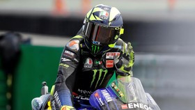 Rossi Tak Puas Jajal Prototipe Motor Baru Yamaha