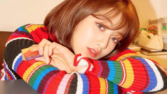 Album mini debut solo Jihyo TWICE berjudul ZONE dipastikan akan rilis pada 18 Agustus 2023.