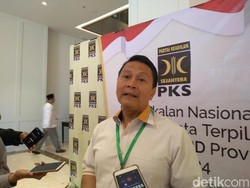 PKS Tak Masalah Ormas Gerakan Rakyat Gunakan Warna Oranye: Monggo