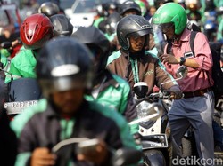 Prediksi Omzet Kawinan Grab-Gojek: Rp 240 T per Tahun