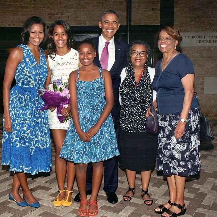 <p>Bagi Michelle, keluarga adalah prioritas utamanya dan menjadi ibu adalah suatu kebanggaan. (Foto: Instagram @michelleobama)</p>