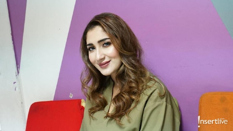 Tania Nadira